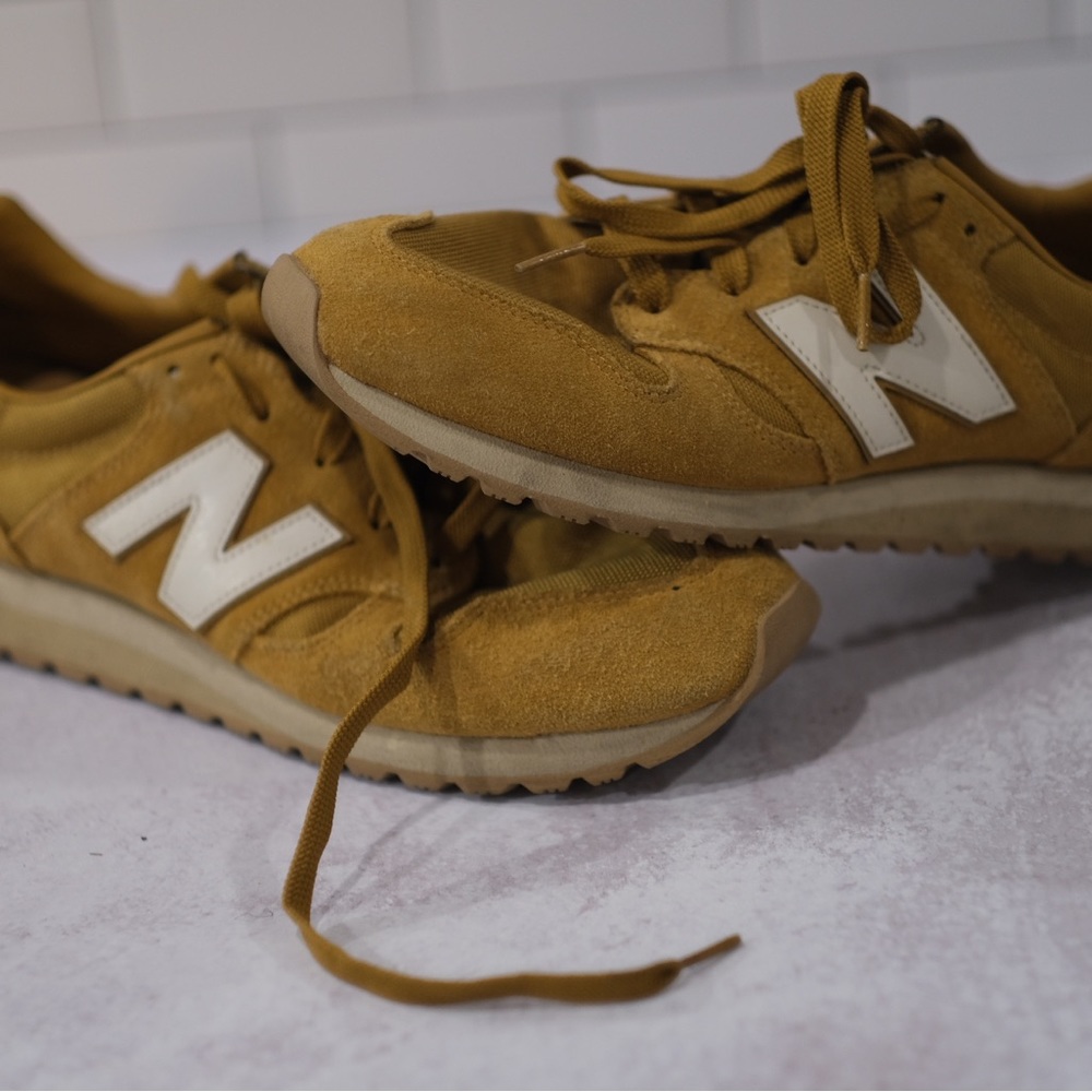 New Balance Mens Shoe Size 9